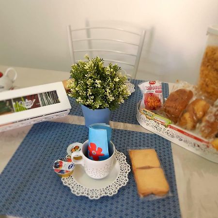 Nanas Appartement Napels Buitenkant foto