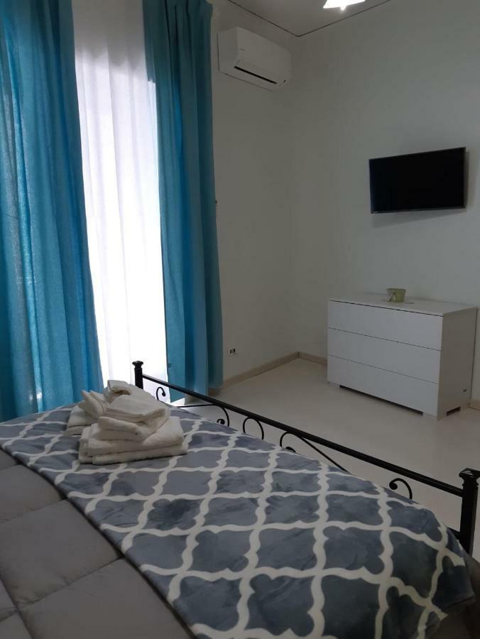 Nanas Appartement Napels Buitenkant foto